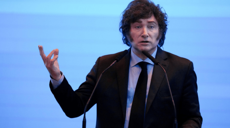 “Pasamos de 9000 piquetes a cero y bajamos la inflación”: Milei llamó a elegir entre el orden o el caos del&nbsp;pasado