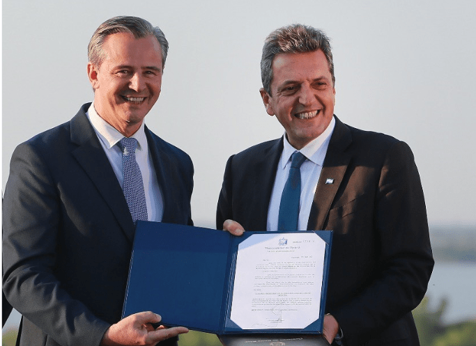 Bahl, el candidato kirchnerista en Entre Ríos, enfrentó cuestionamientos por designaciones familiares en el cierre de su gestión de&nbsp;2023