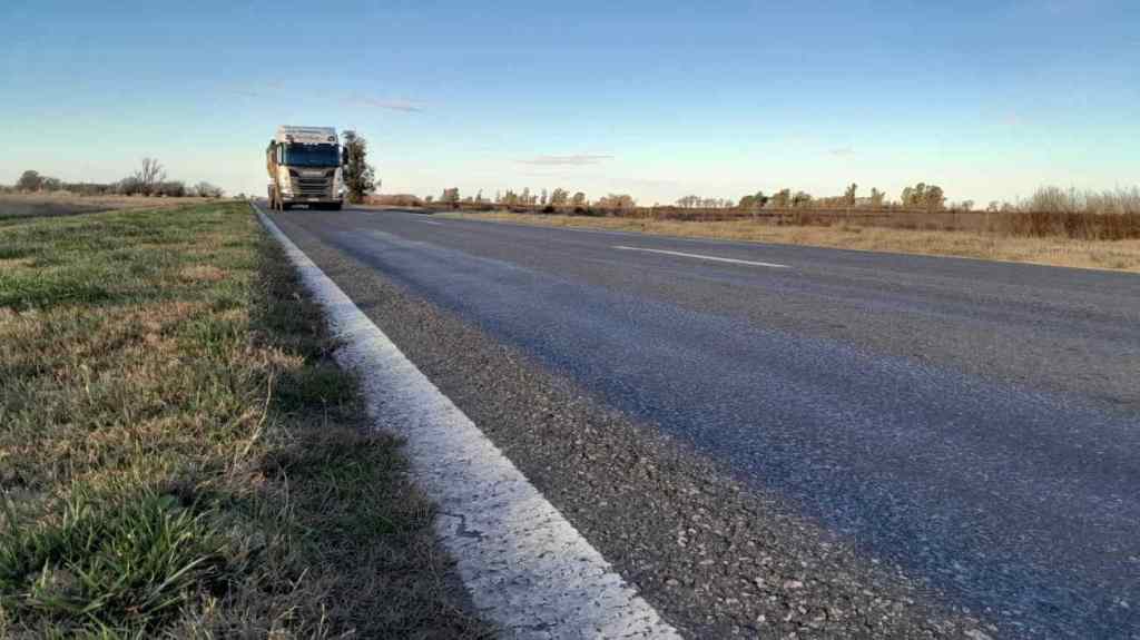 Con inversión privada, el Gobierno nacional completó en tres meses la rehabilitación de 546 kilómetros de la Ruta 5 entre La Pampa y Buenos Aires